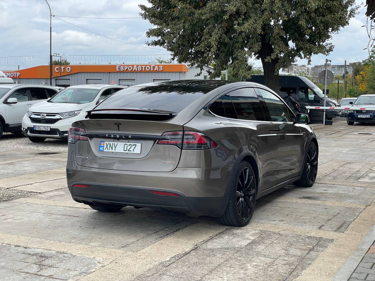 Tesla Model X P 90D