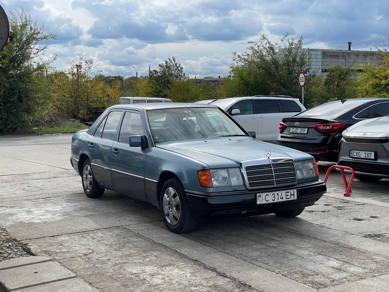 Mercedes Benz W124