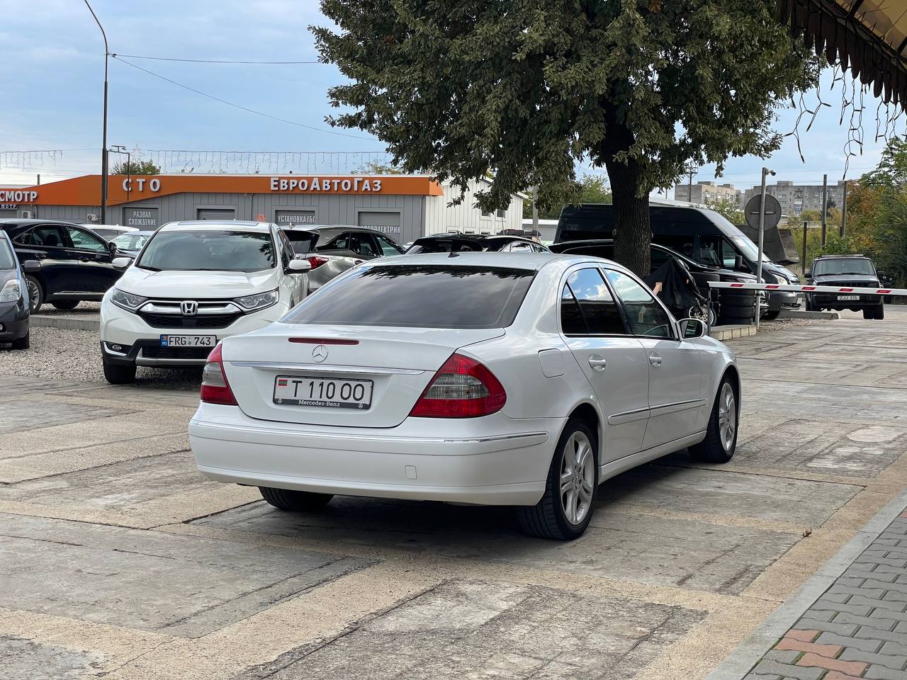 Mercedes Benz W211 E200 NGT