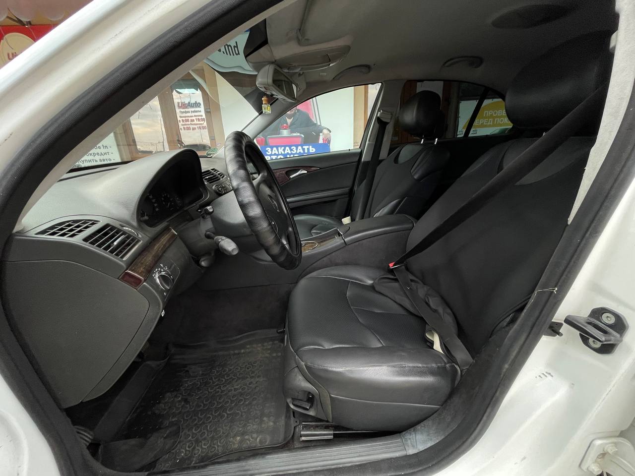 Mercedes Benz W211 E200 NGT