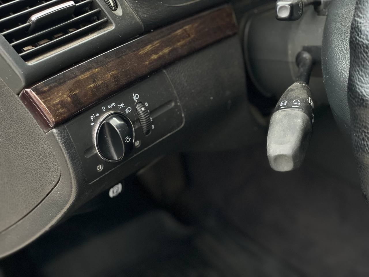 Mercedes Benz W211 E200 NGT