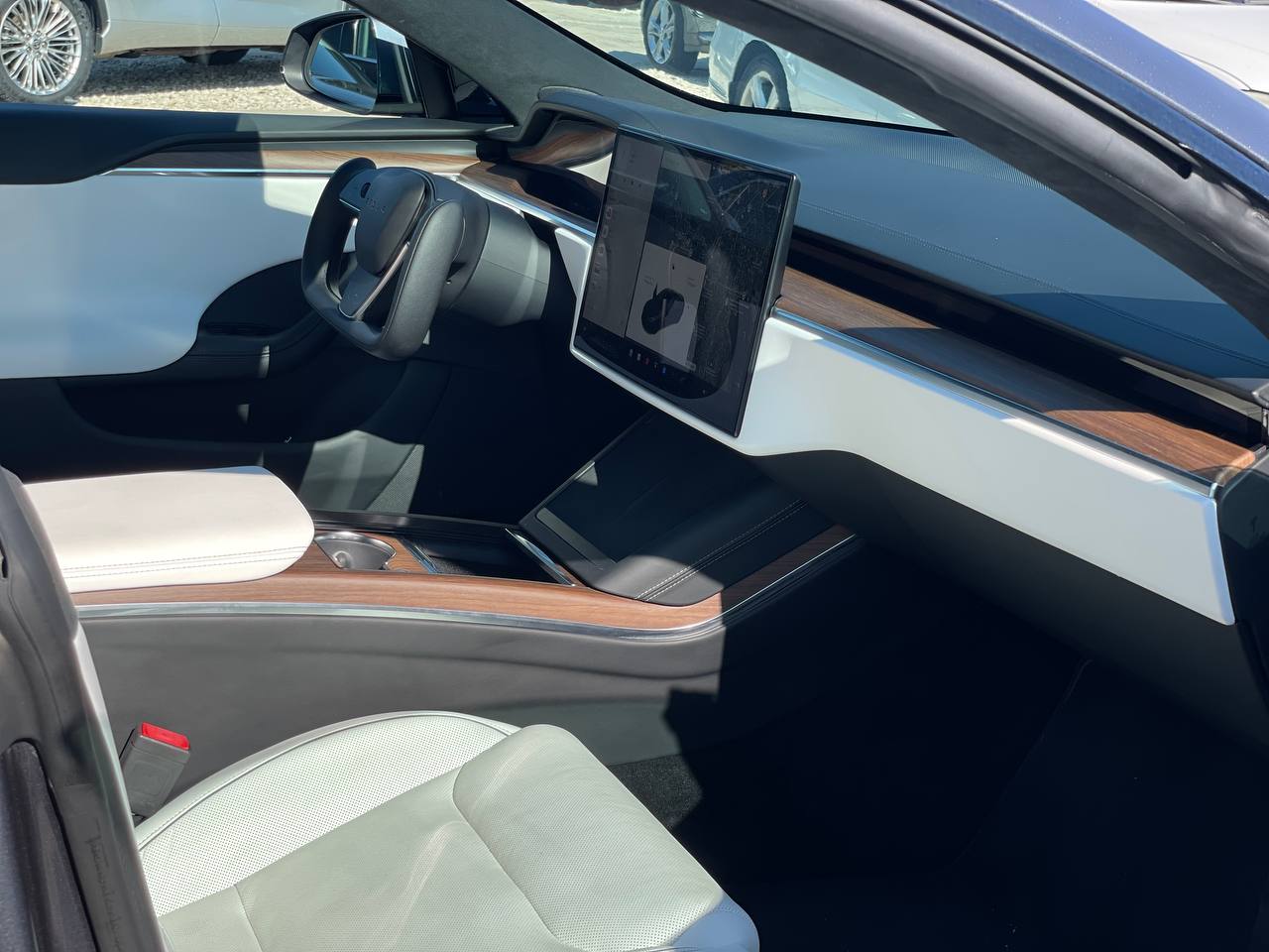 Tesla Model S Plaid