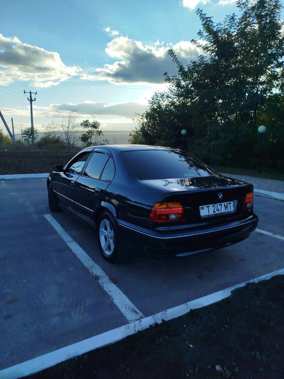 BMW E39 525i