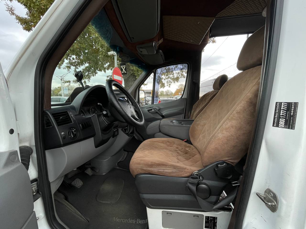 Mercedes Benz Sprinter