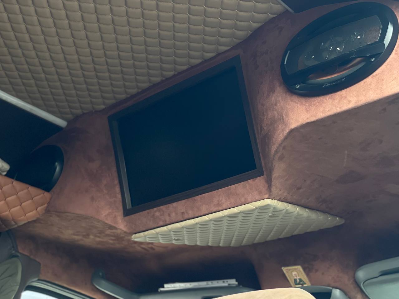 Mercedes Benz Sprinter