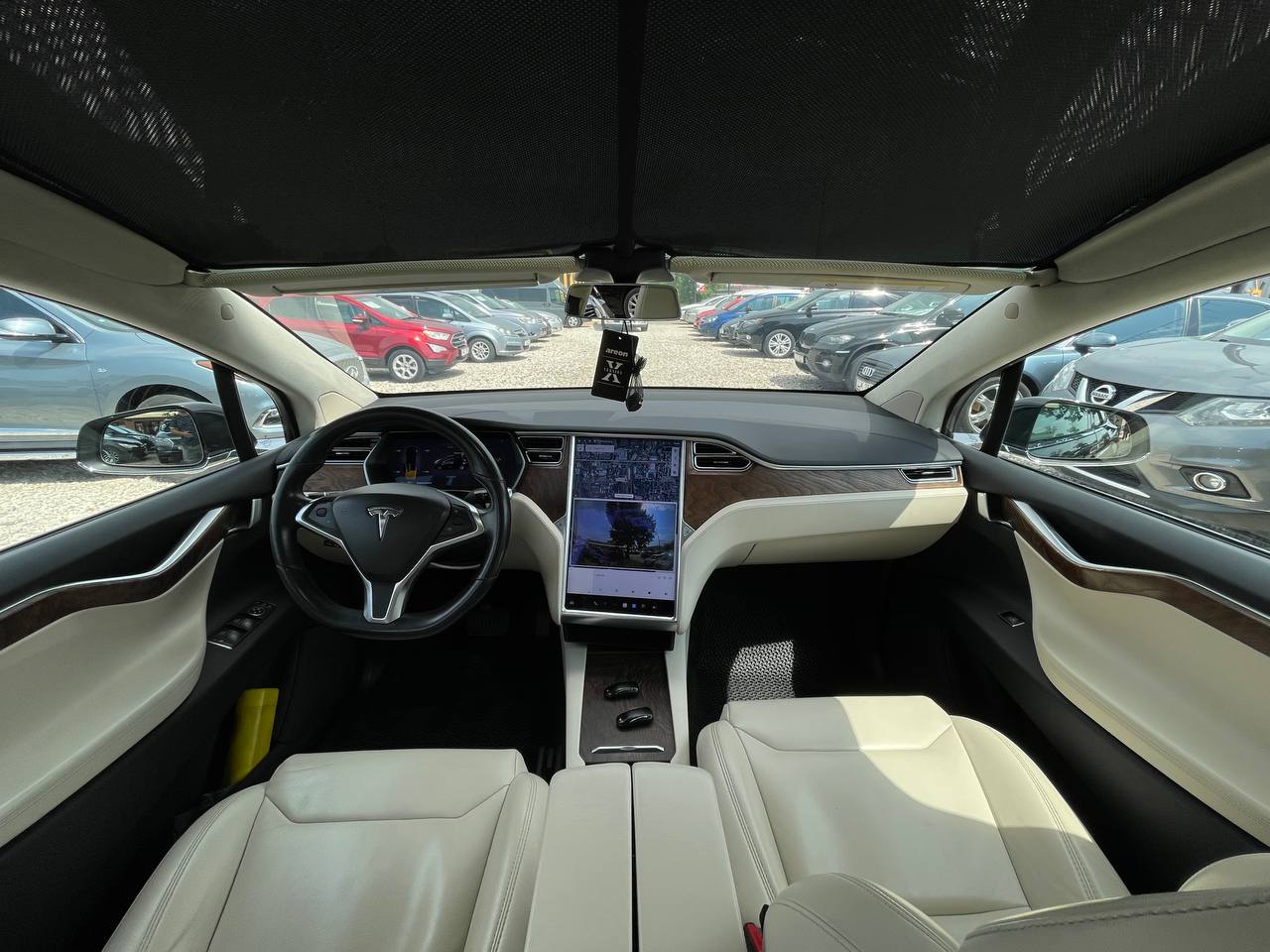 Tesla Model X 75D