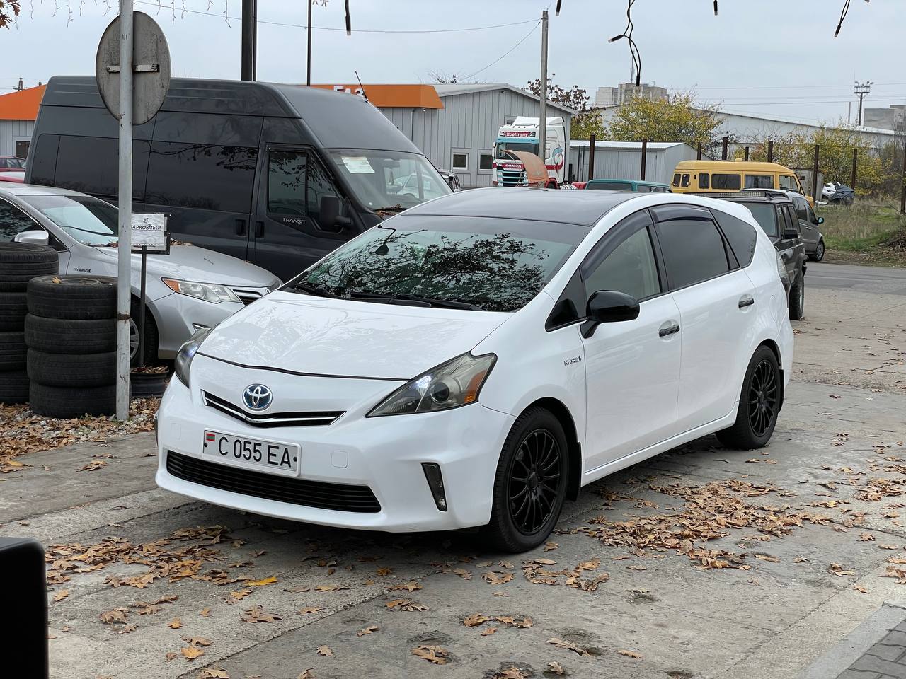 Toyota Prius V Hybrid