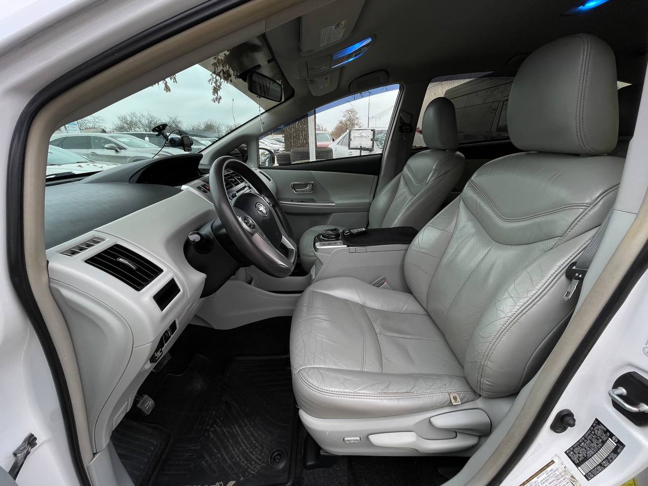 Toyota Prius V Hybrid