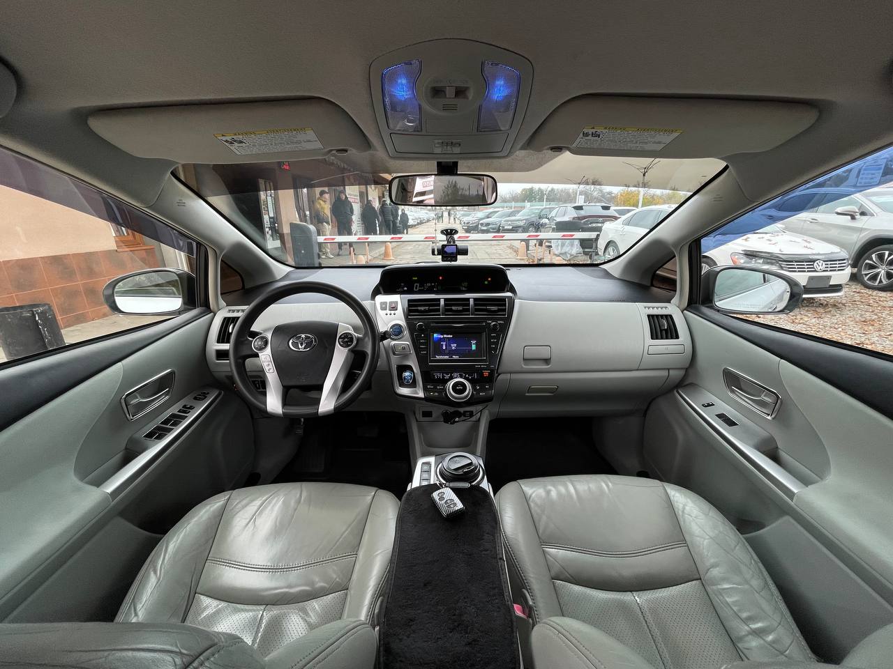 Toyota Prius V Hybrid