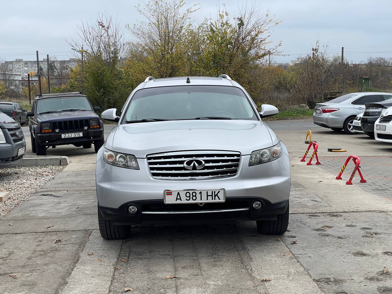 Infiniti FX35