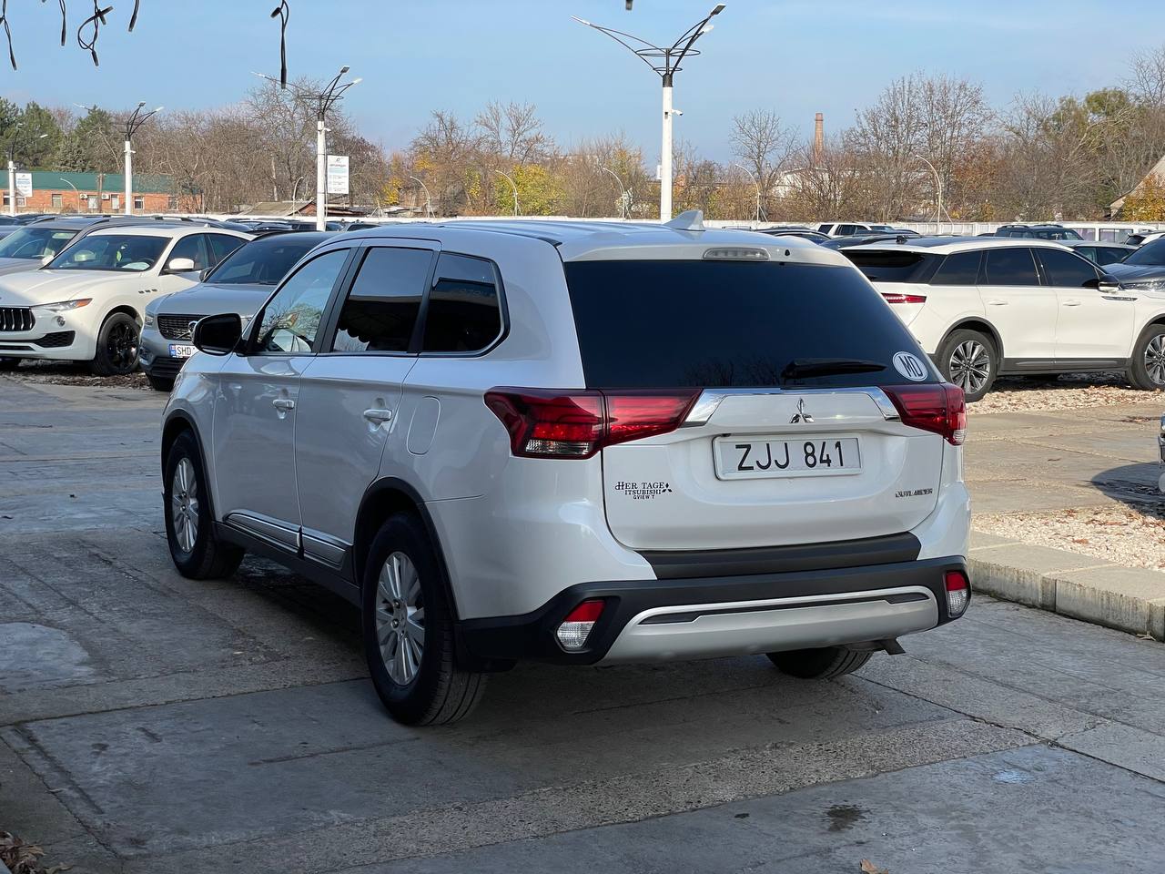 Mitsubishi Outlander