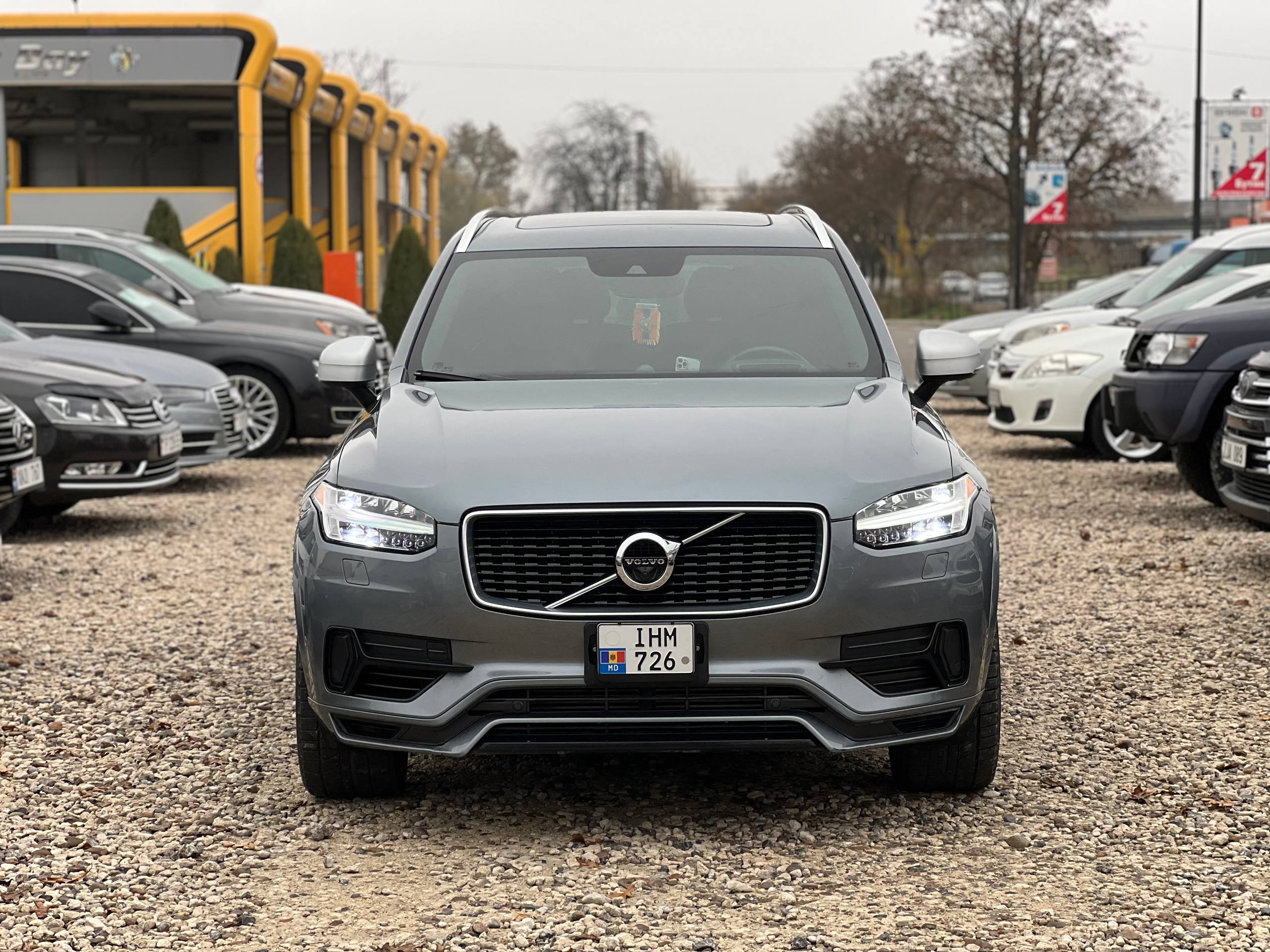 Volvo XC90 R-design