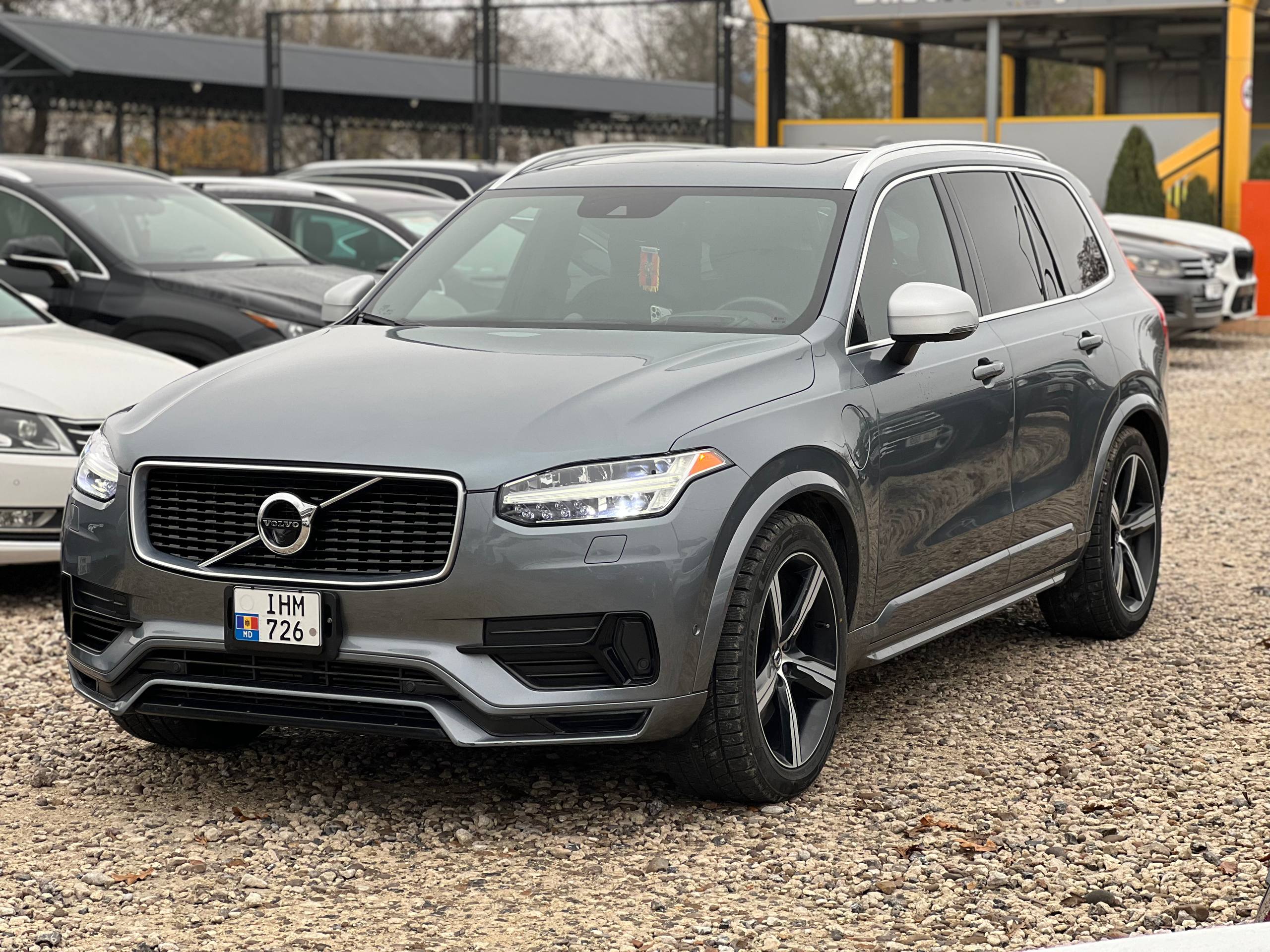 Volvo XC90 R-design