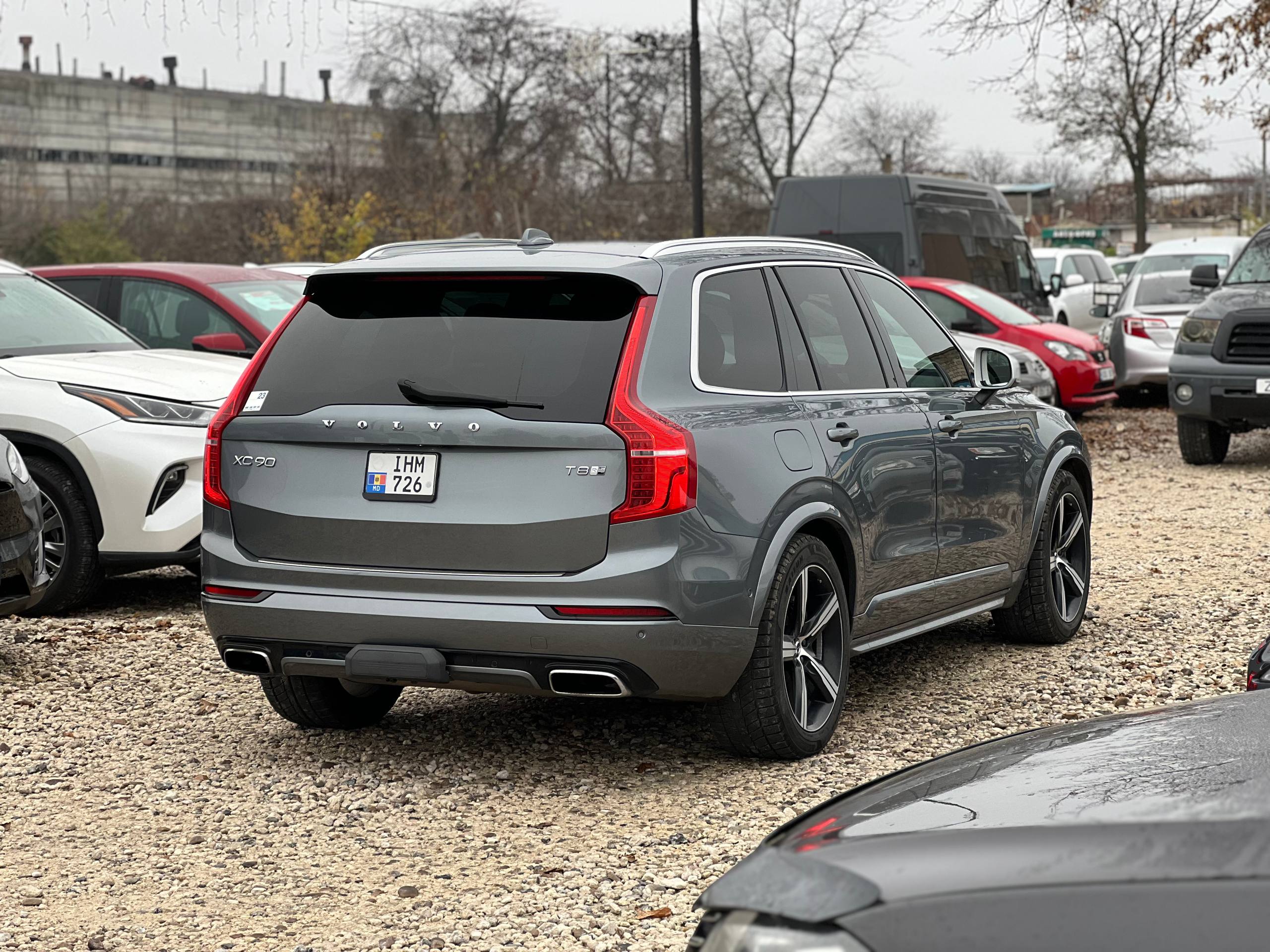 Volvo XC90 R-design