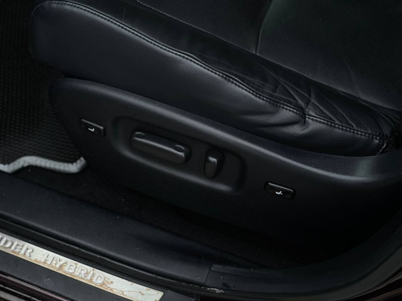 Toyota Highlander Hybrid