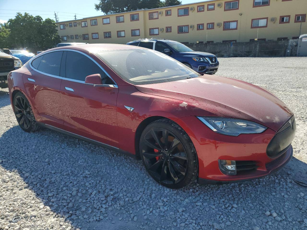 Tesla Model S P85+