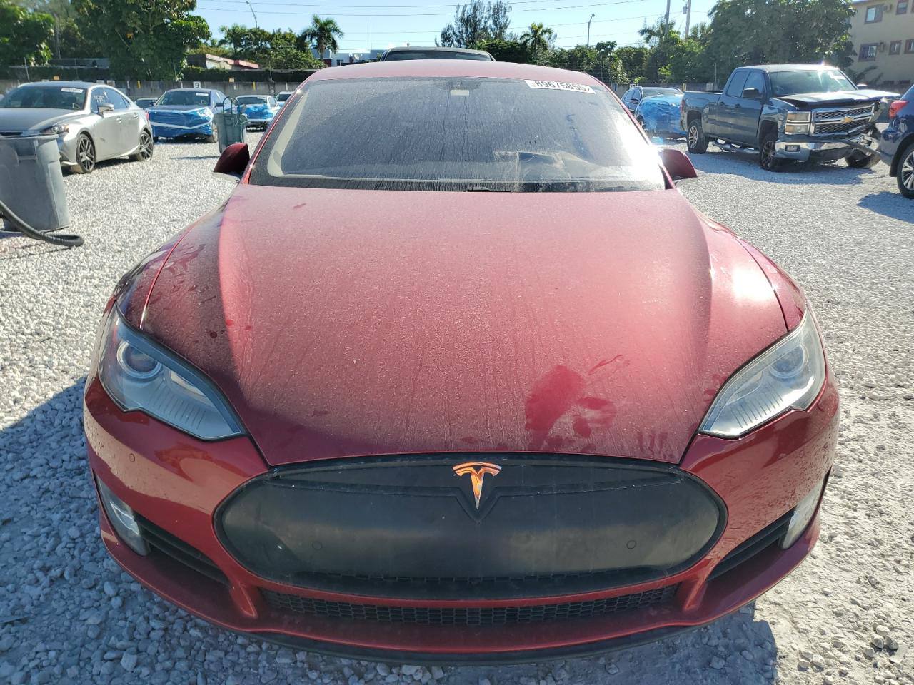 Tesla Model S P85+