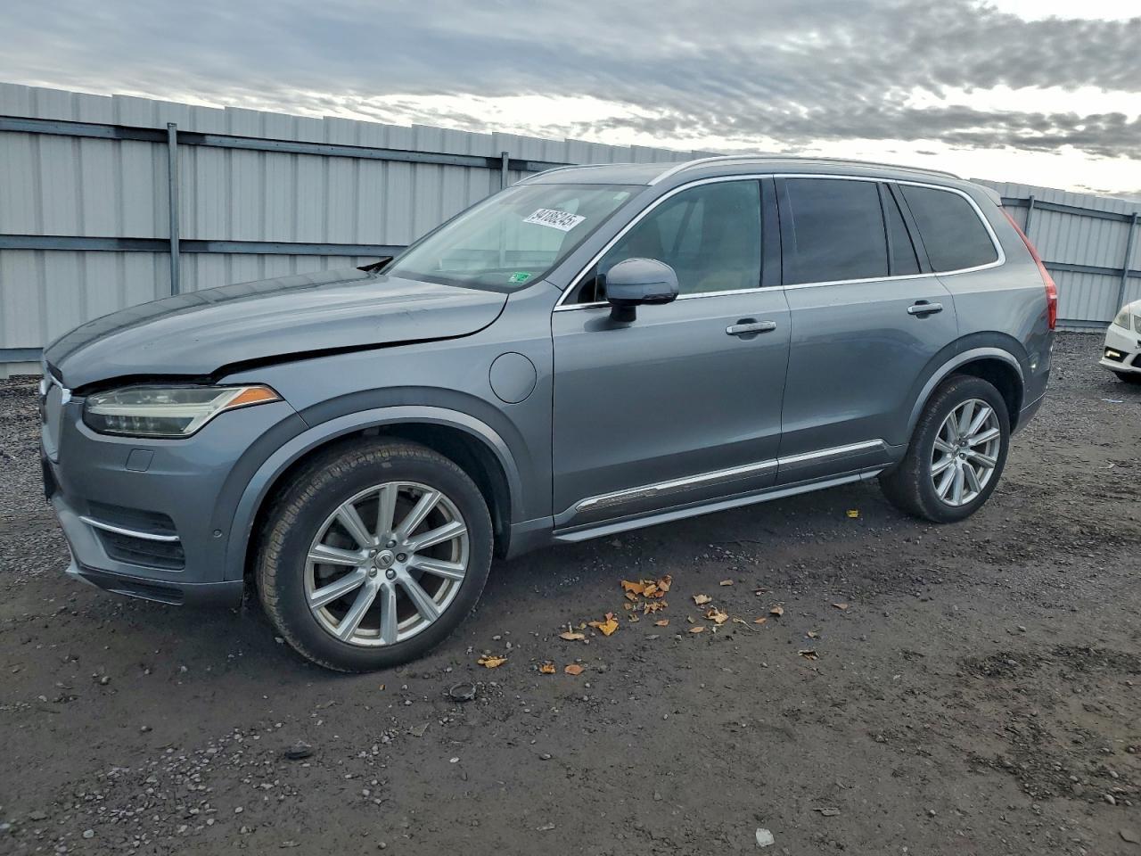 Volvo XC90 T8