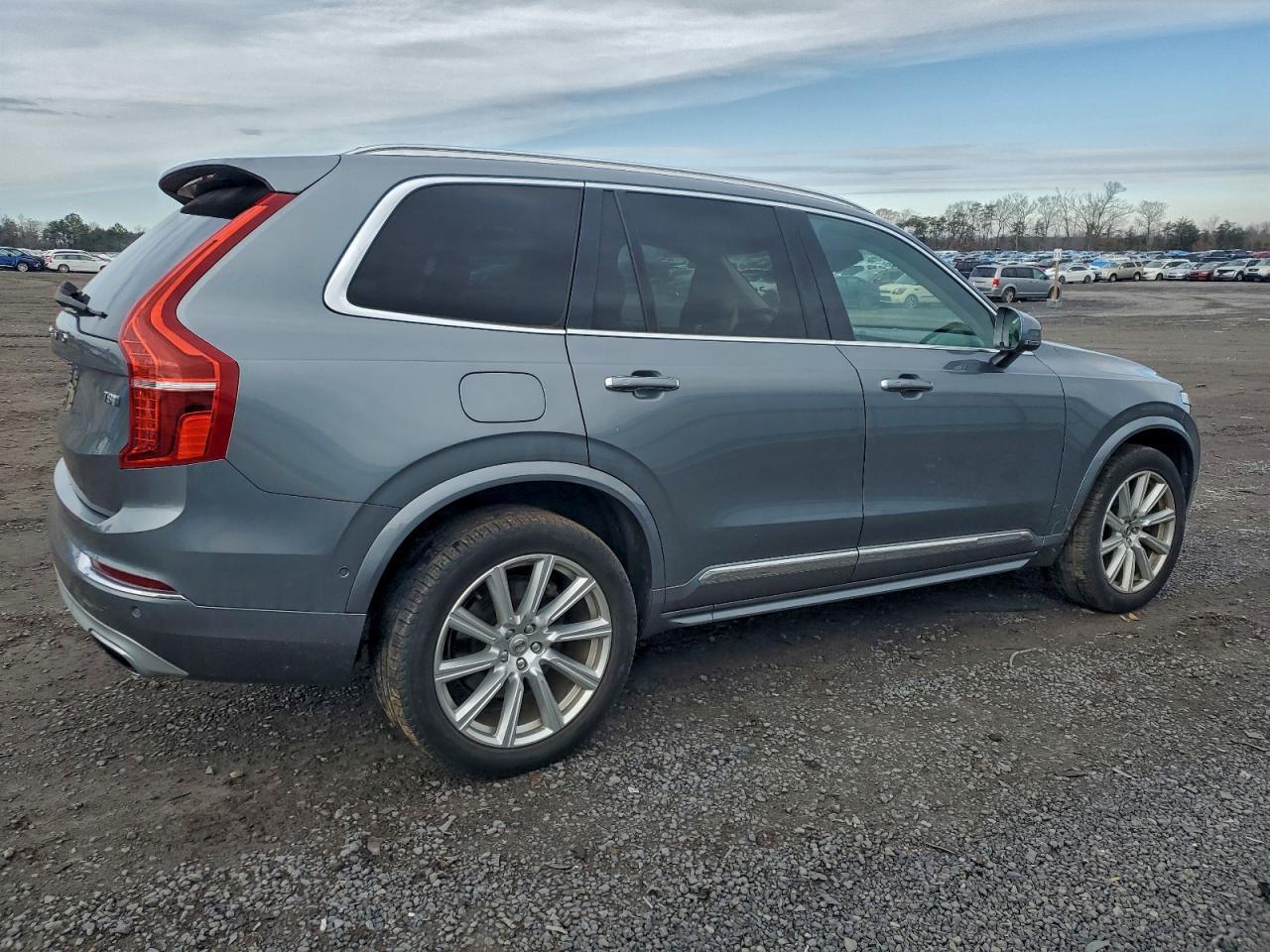 Volvo XC90 T8
