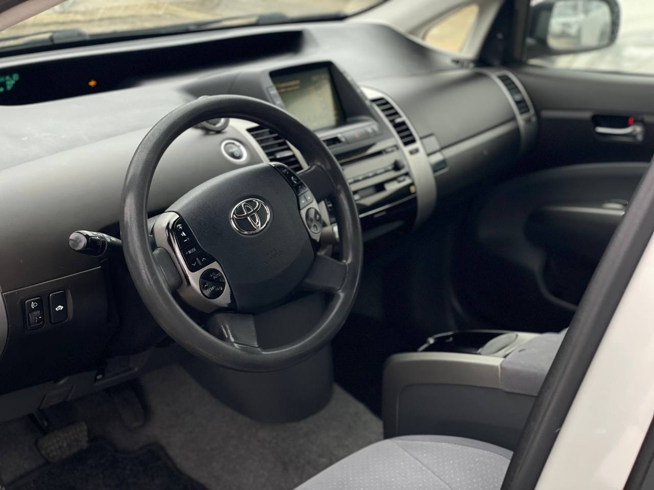 Toyota Prius 20 Hybrid