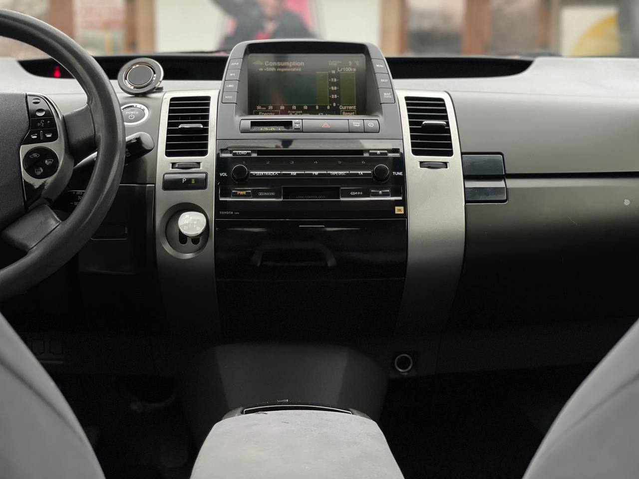 Toyota Prius 20 Hybrid