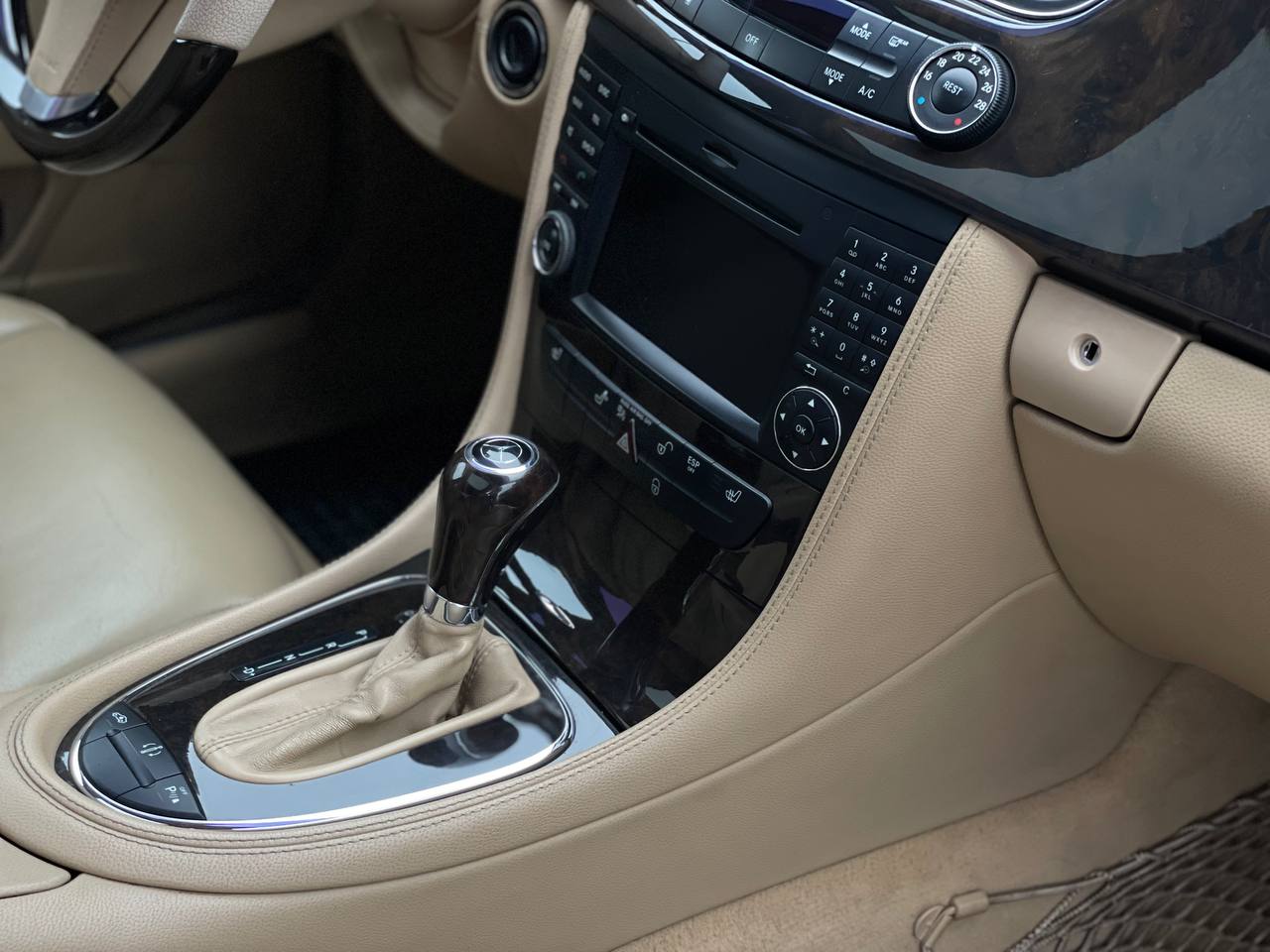 Mercedes-Benz CLS W219