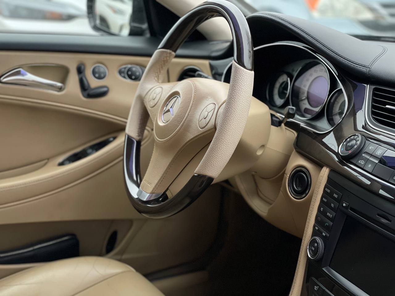 Mercedes-Benz CLS W219