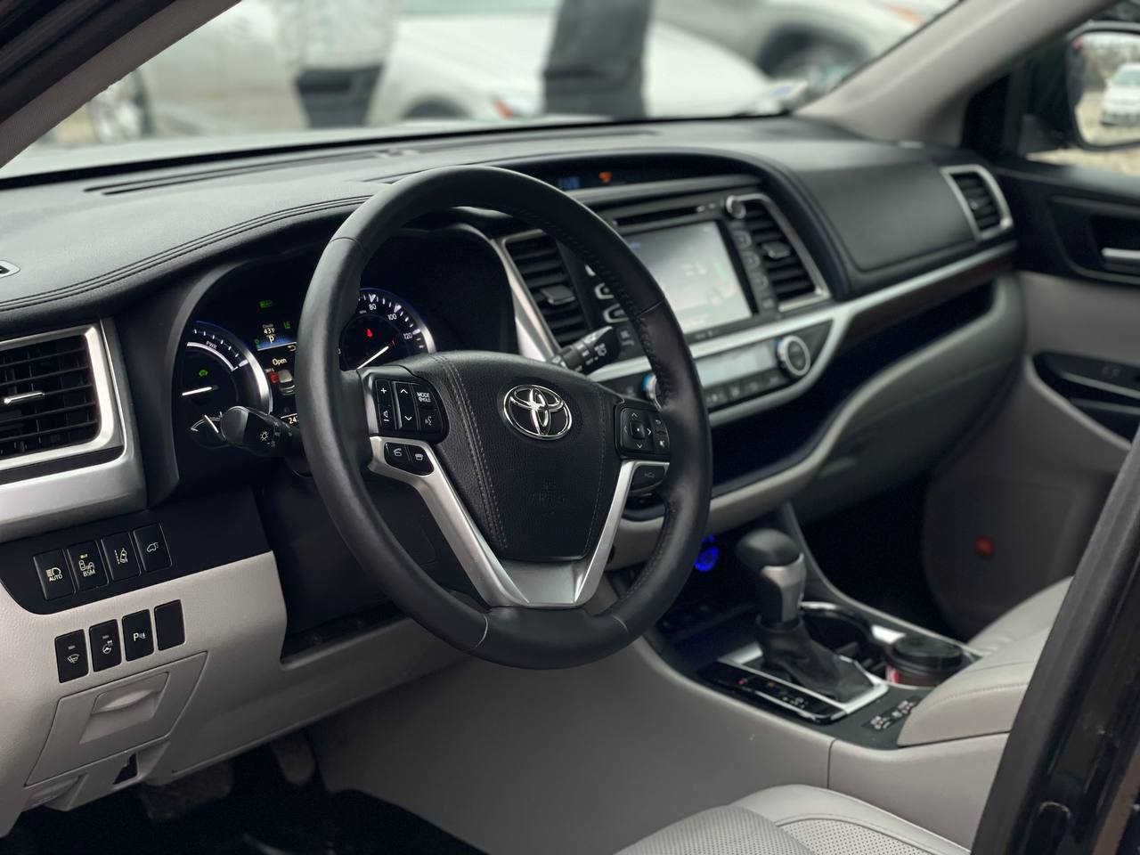 Toyota Highlander Hybrid