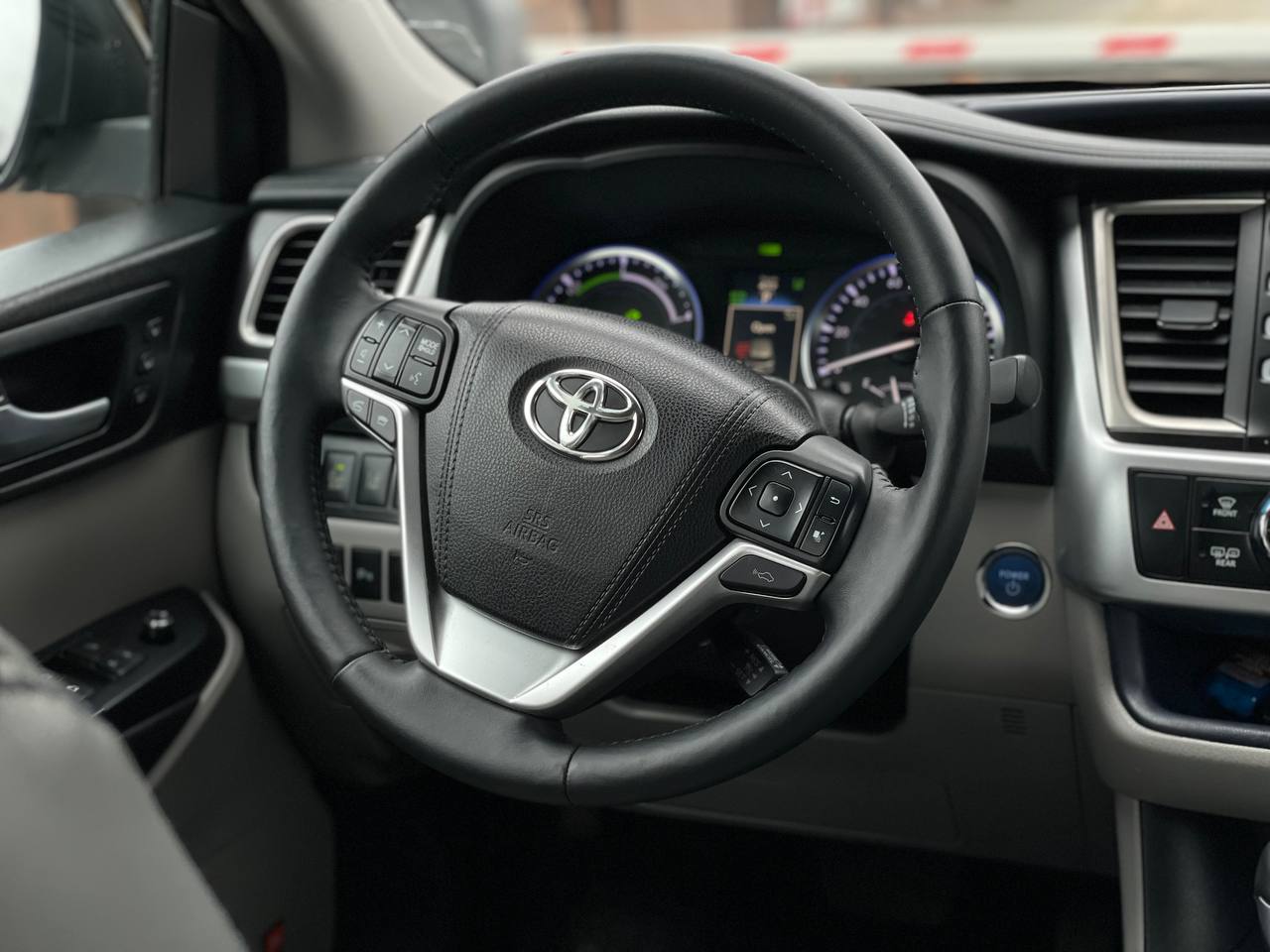 Toyota Highlander Hybrid