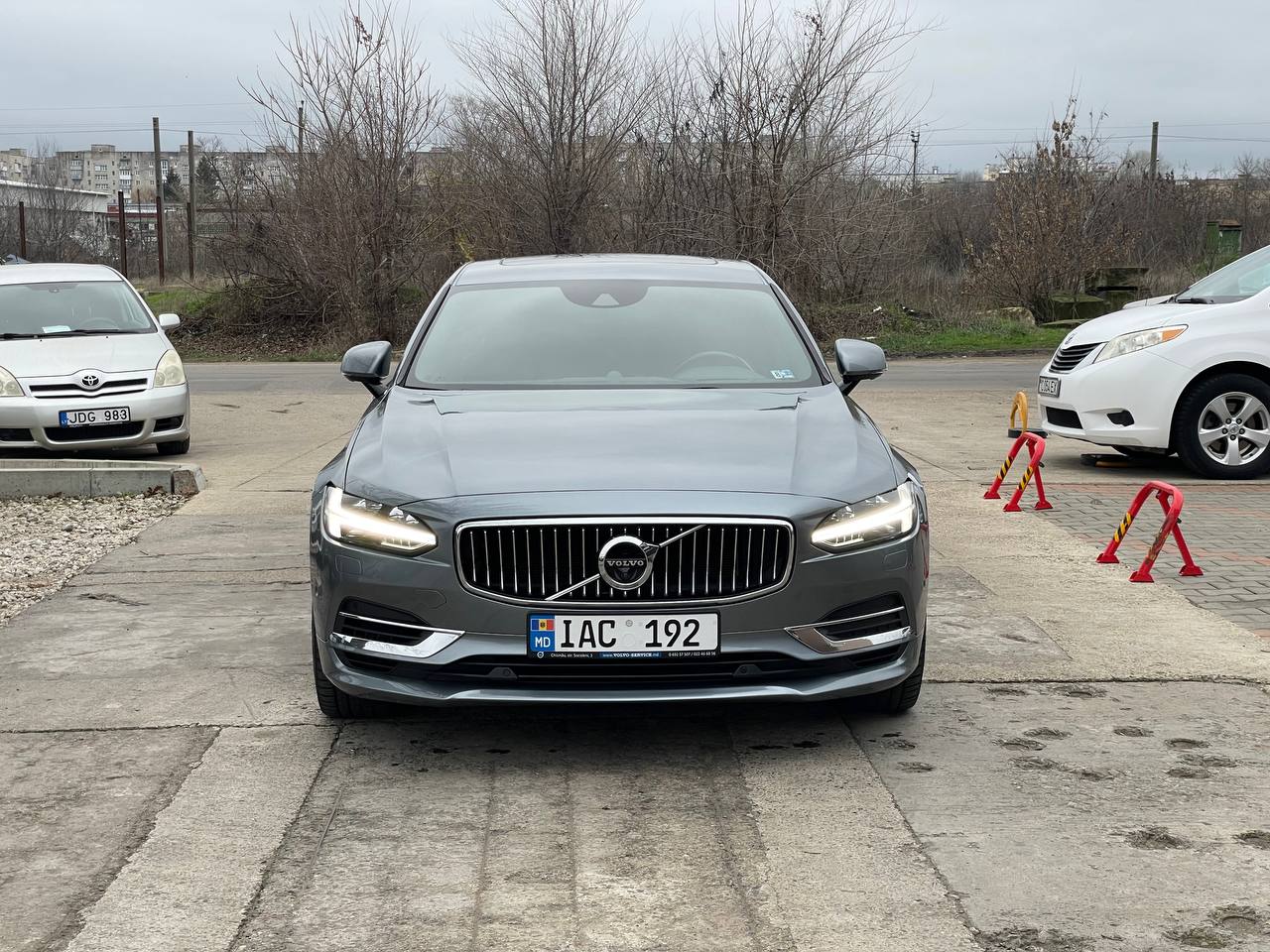 Volvo S90 T8 Plug-In-Hybrid