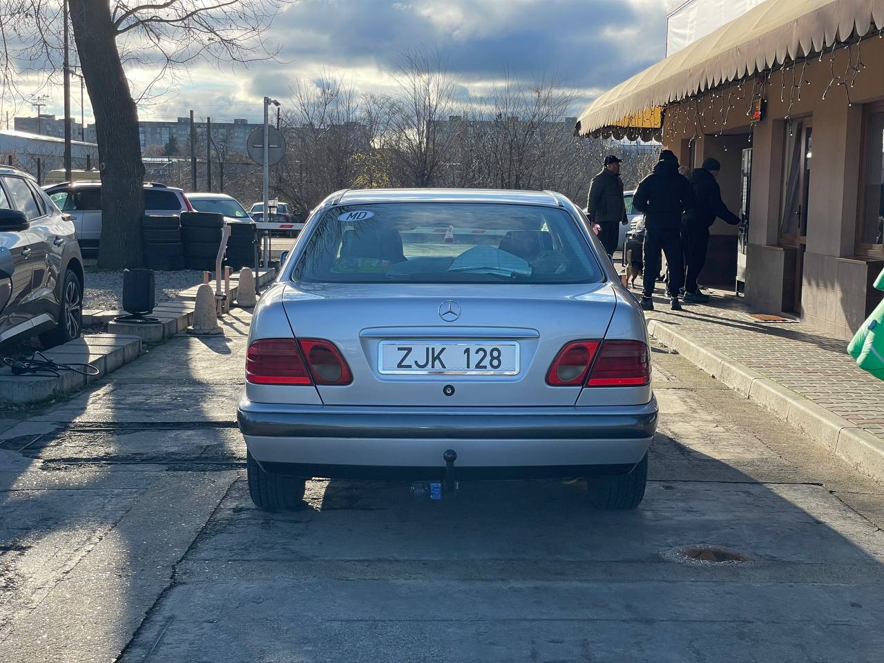 Mercedes Benz W210 E220