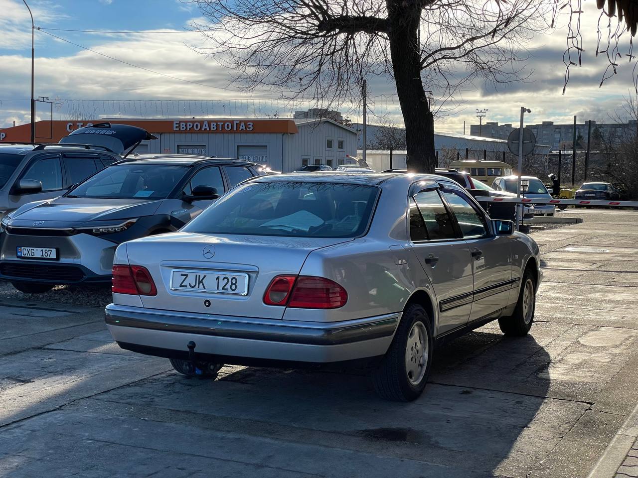 Mercedes Benz W210 E220