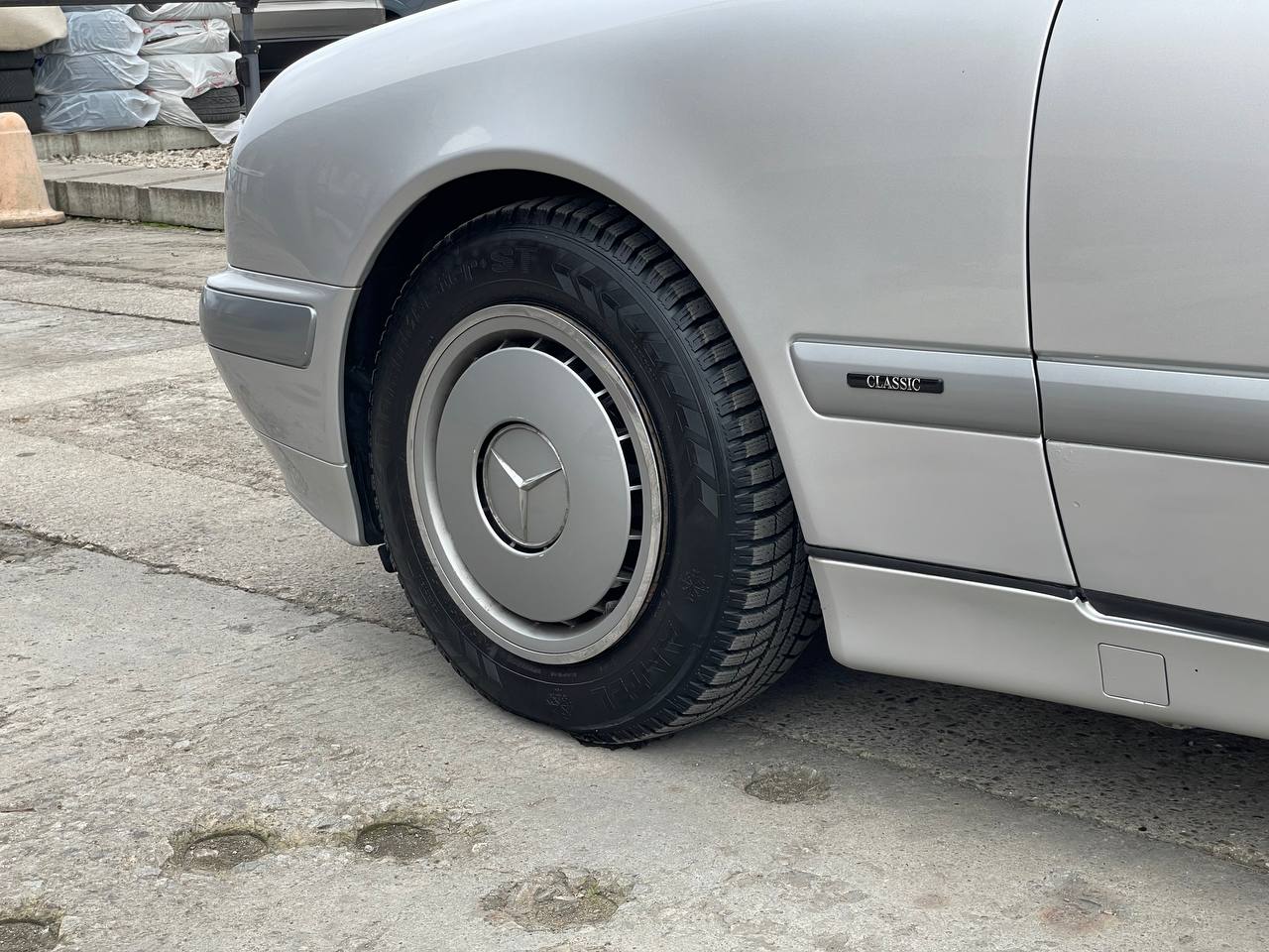 Mercedes Benz W210 E200