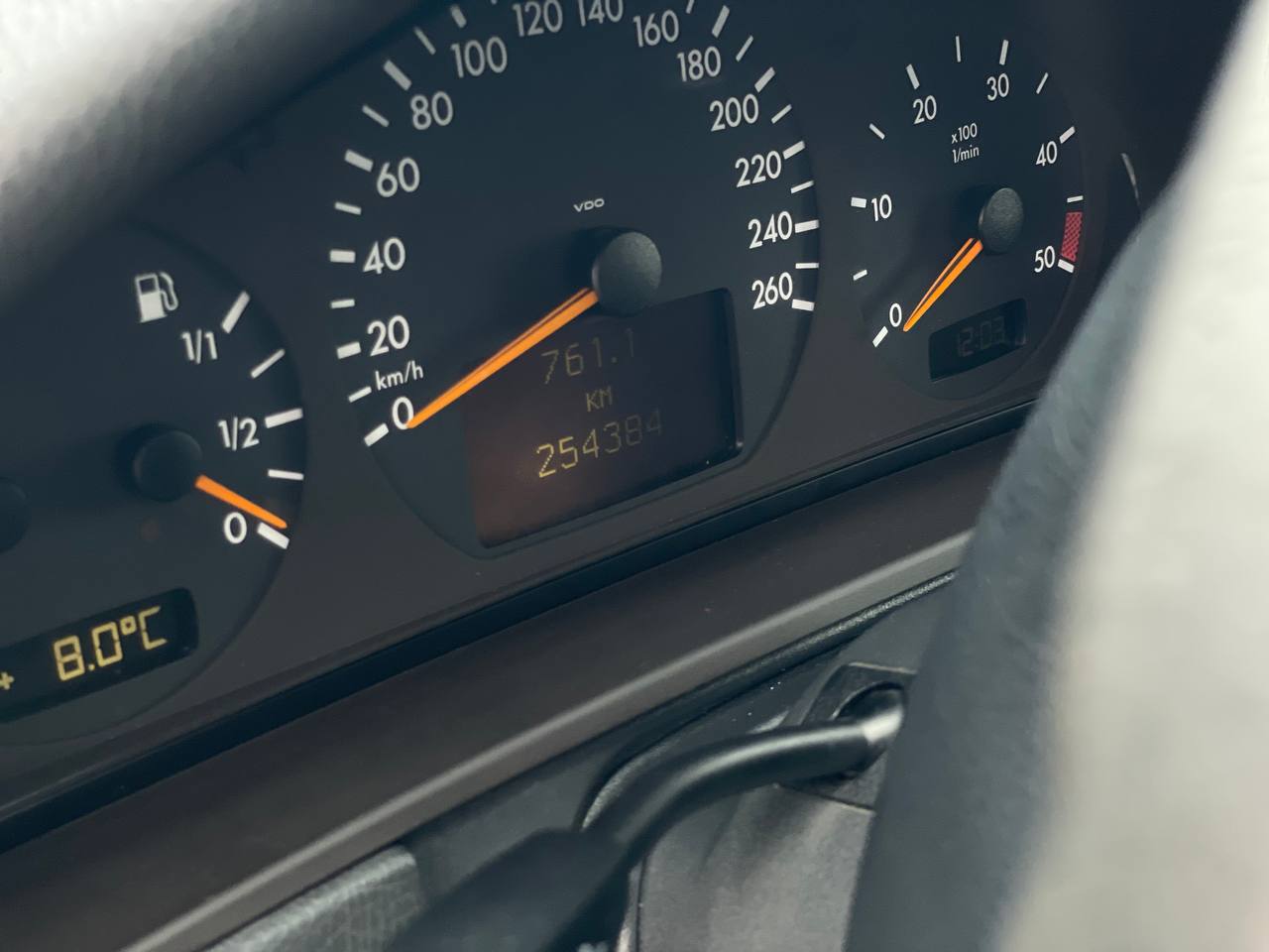 Mercedes Benz W210 E200