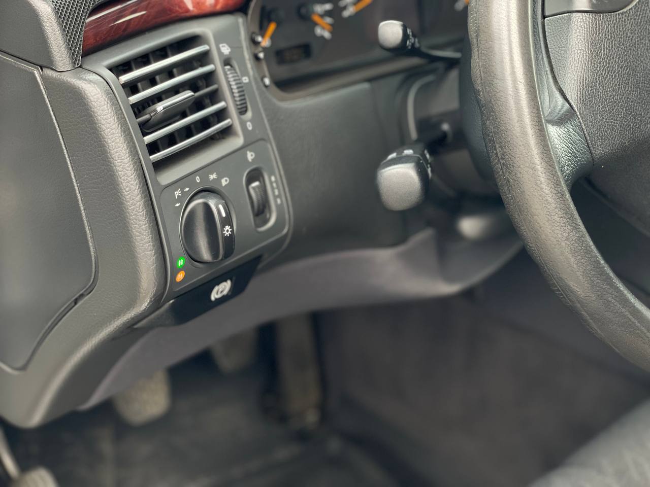 Mercedes Benz W210 E200