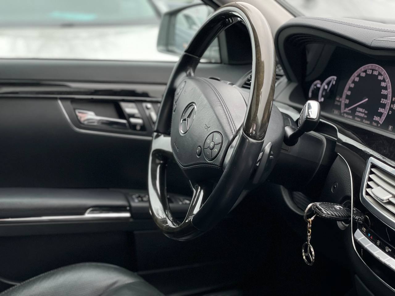 Mercedes Benz S350 W221