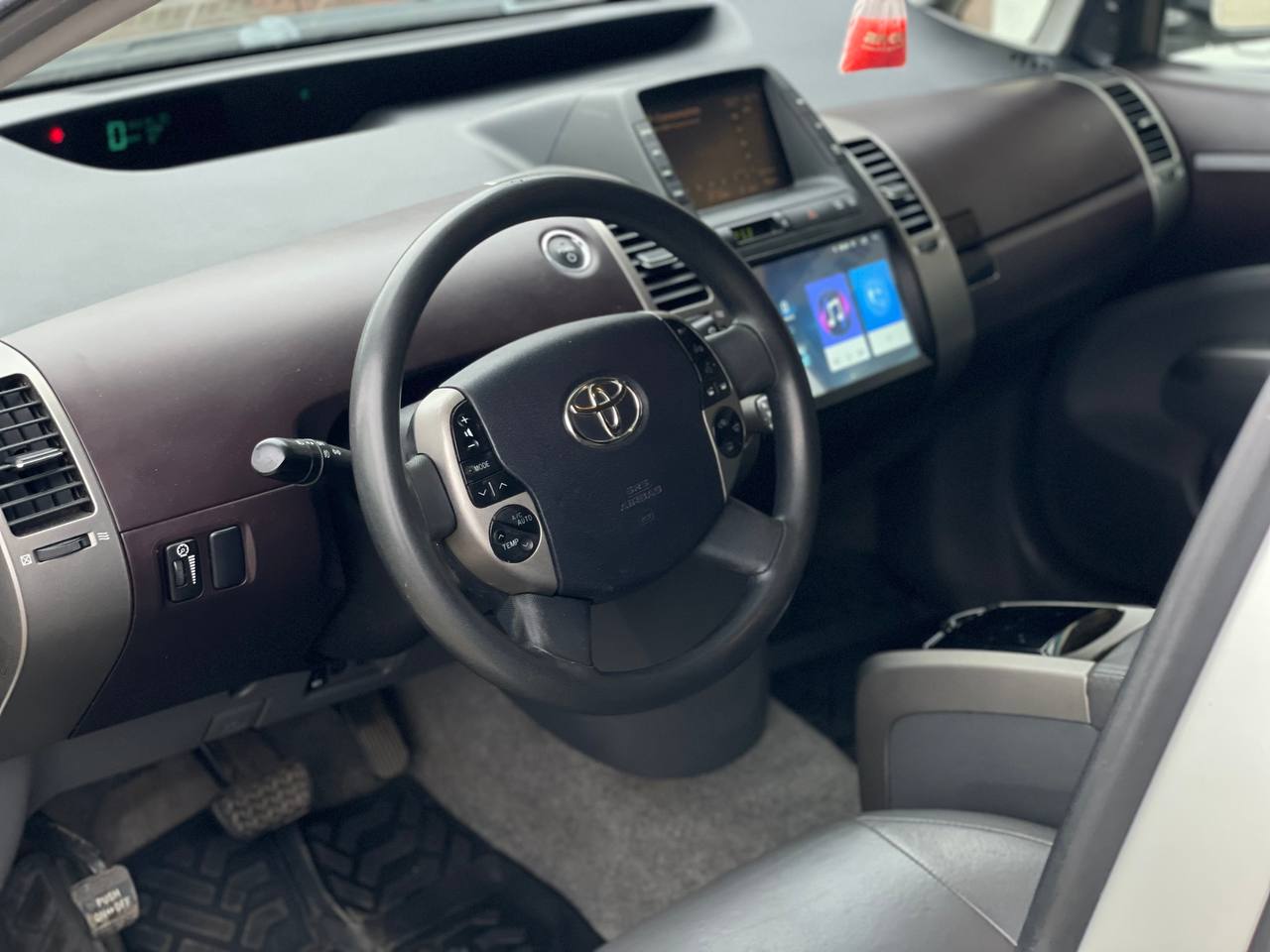 Toyota Prius 20 Hybrid