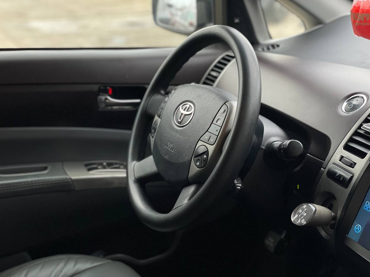 Toyota Prius 20 Hybrid