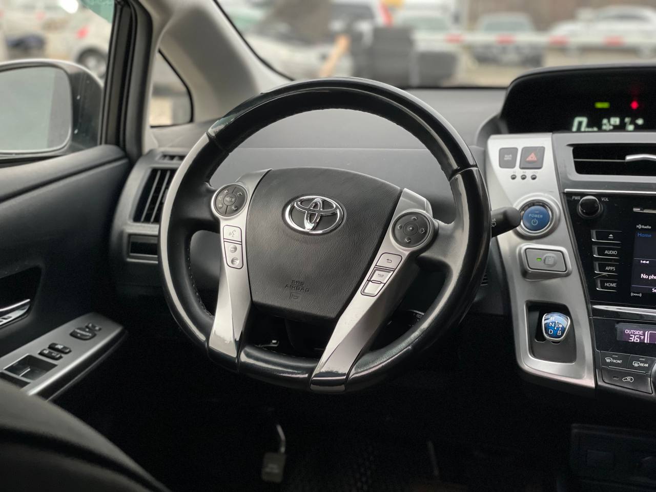 Toyota Prius V Hybrid