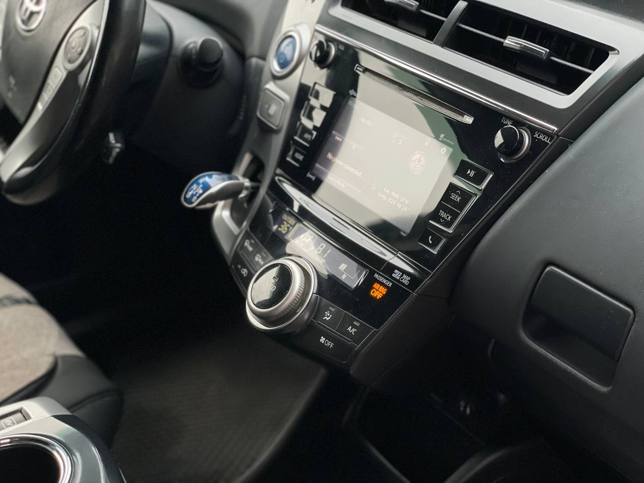 Toyota Prius V Hybrid