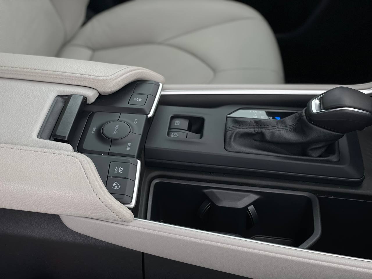 Toyota Grand Highlander Hybrid