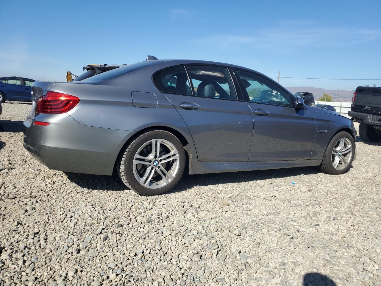 BMW F10 528i