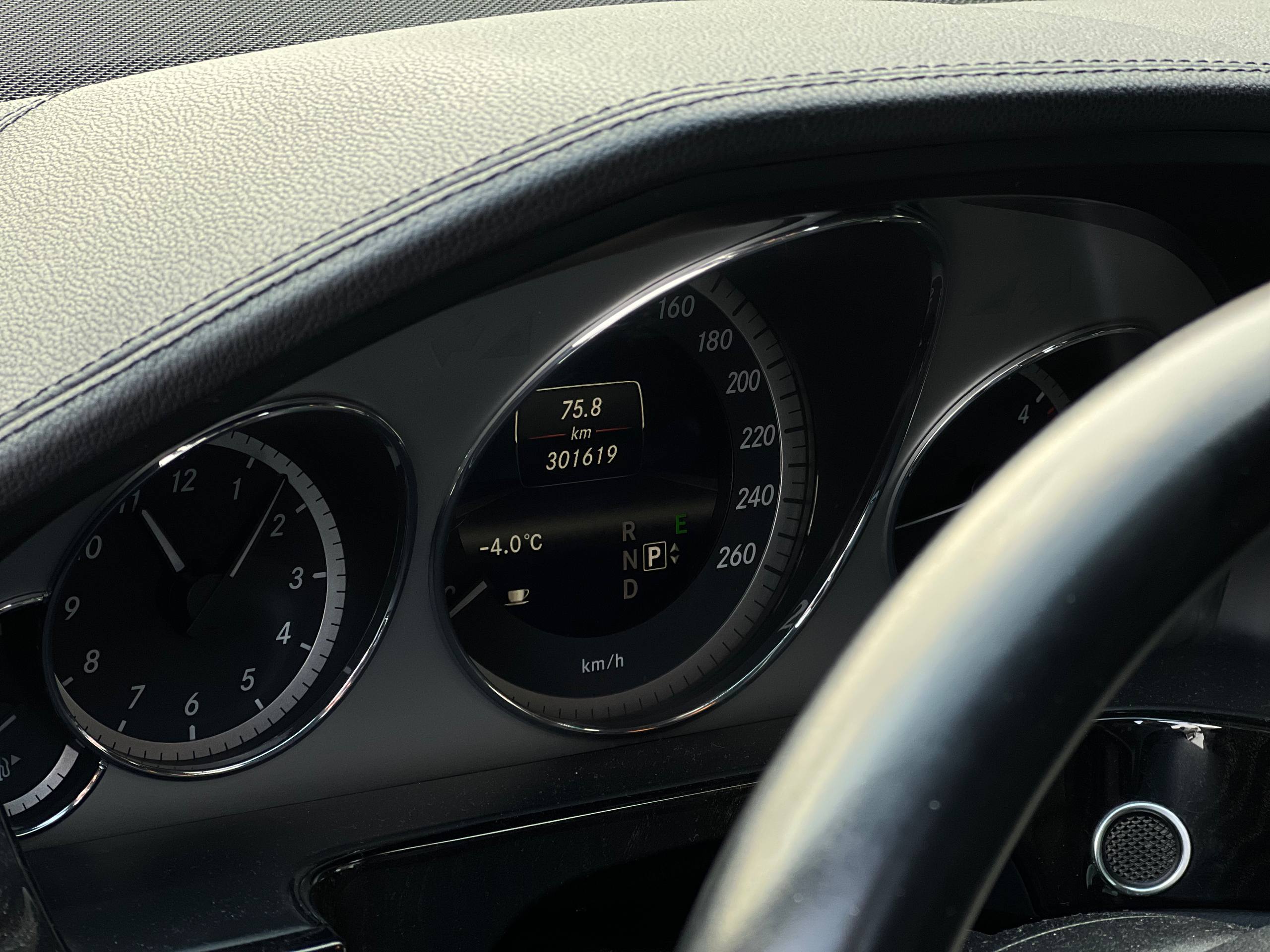 Mercedes Benz W212 E350