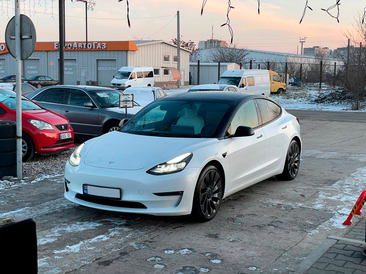 Tesla Model 3 Performance