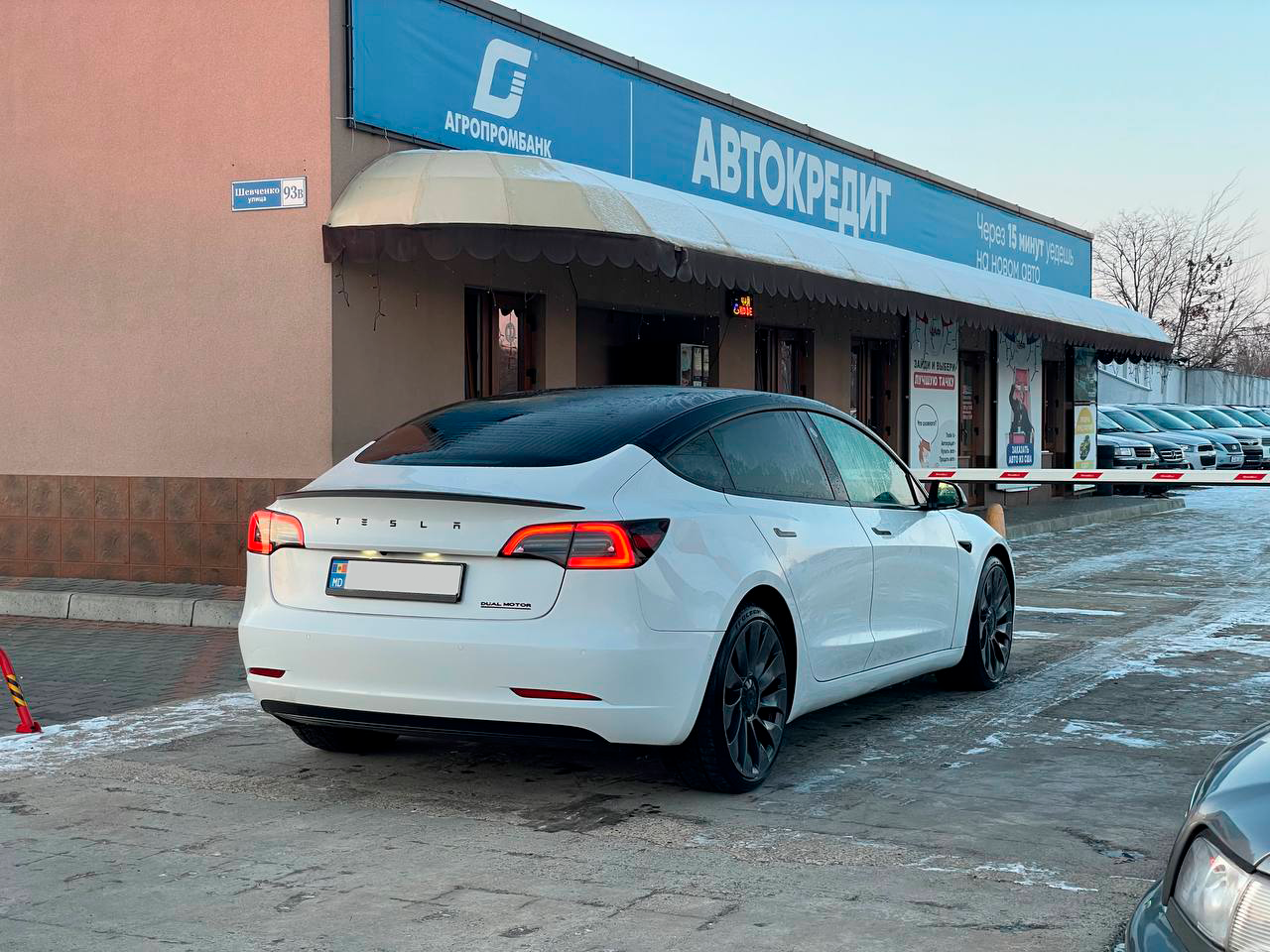 Tesla Model 3 Performance