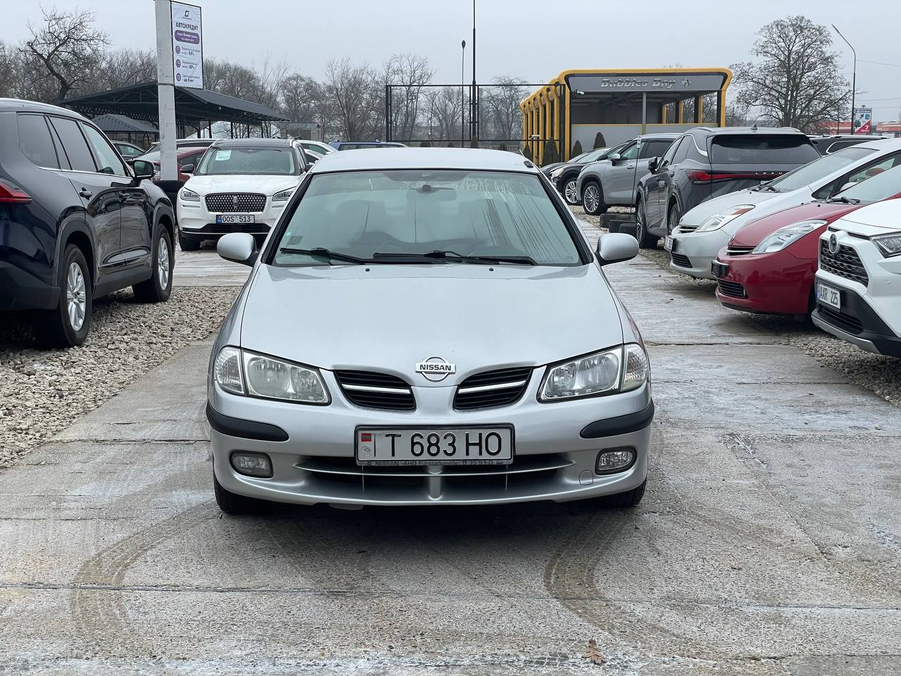 Nissan Almera