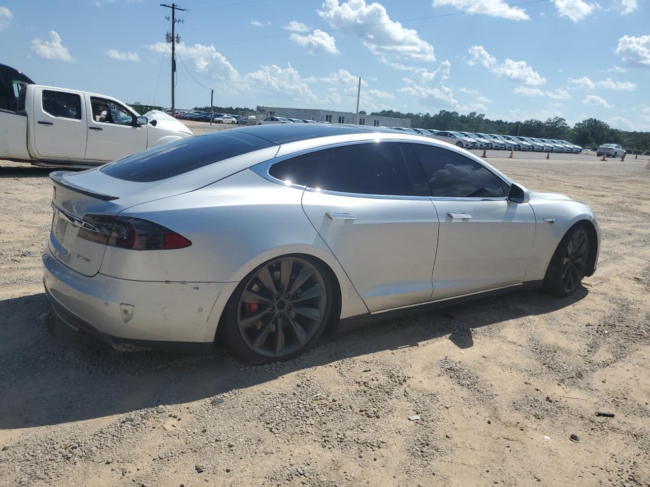 Tesla Model S P85D