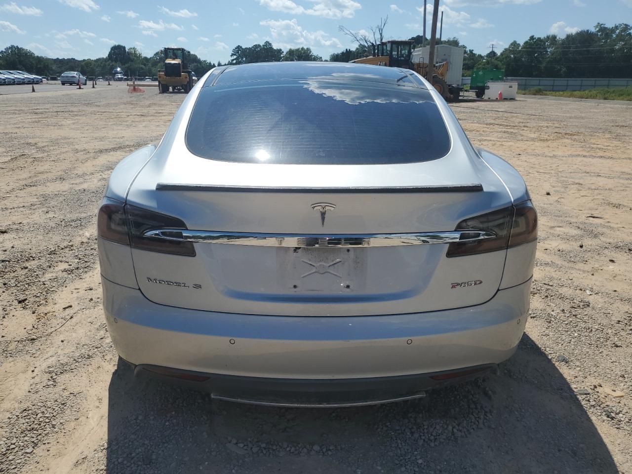 Tesla Model S P85D