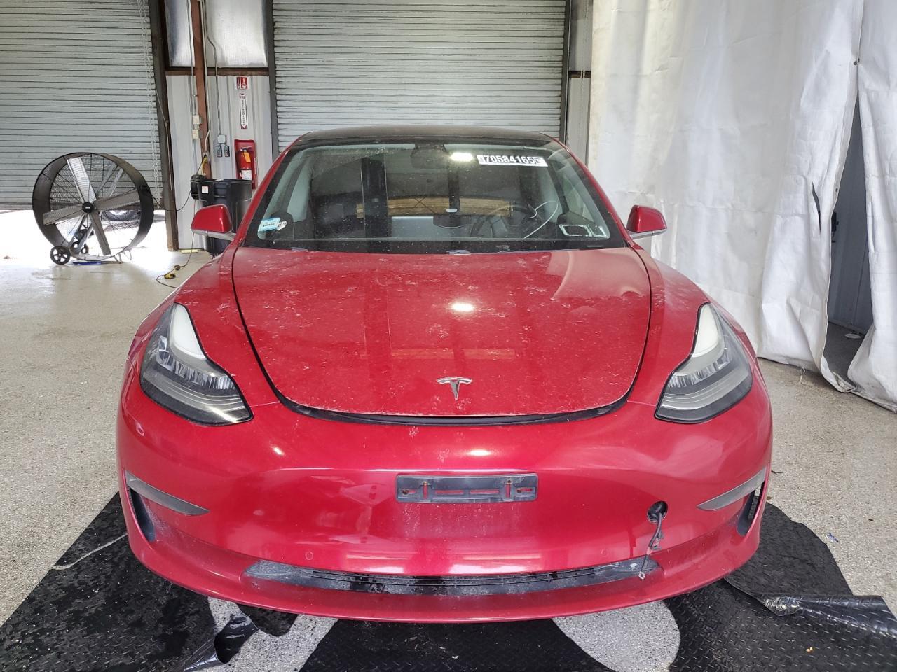 Tesla Model 3 Long Range