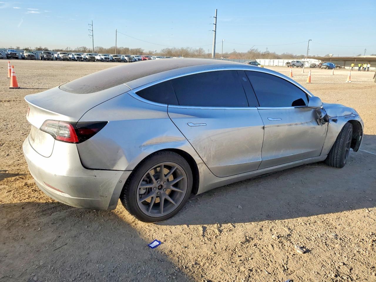 Tesla Model 3 Long Lange
